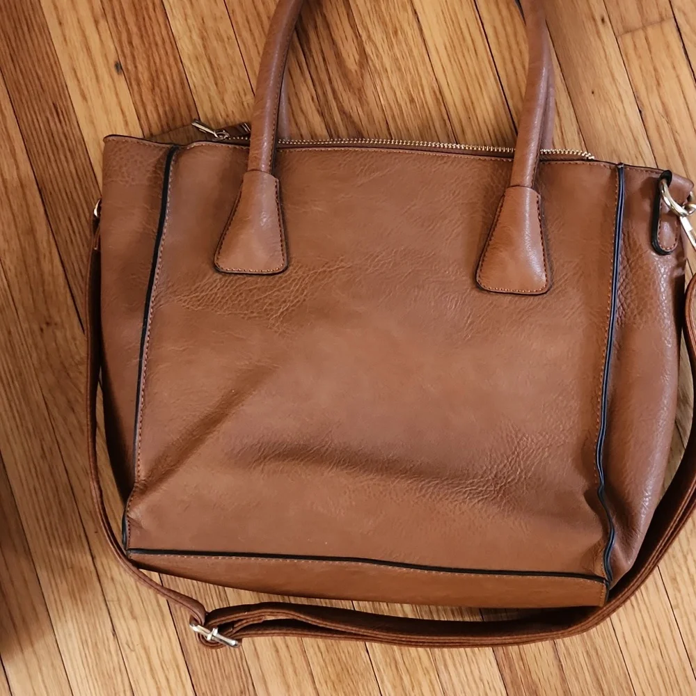 Handbag - Picture 3 of 3